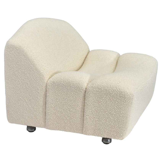 Een bijzondere loungefauteuil restaureren met aandacht voor leer en constructie
